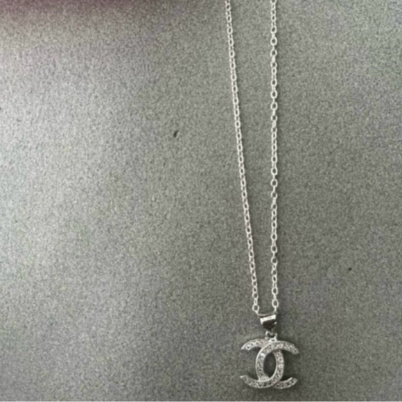 Cecilia silver luxury charm on unbranded necklace - Picture 2 of 3